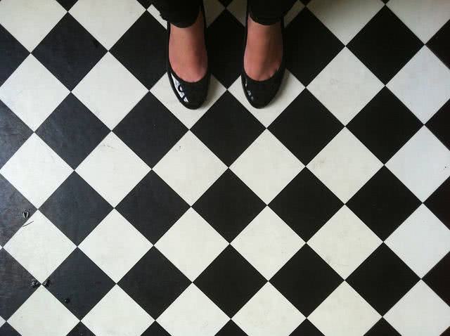 piso xadrez paginação