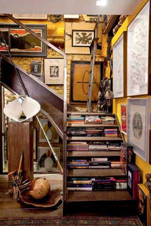 escadas degraus livros