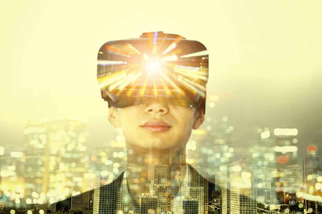 mulher cidade oculos realidade virtual