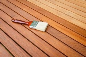 pincel deck madeira