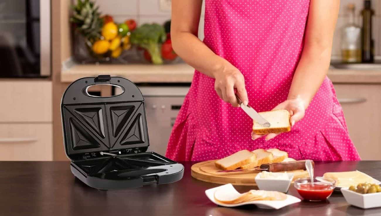 Sanduicheira, grill ou torradeira: qual o melhor e qual escolher?