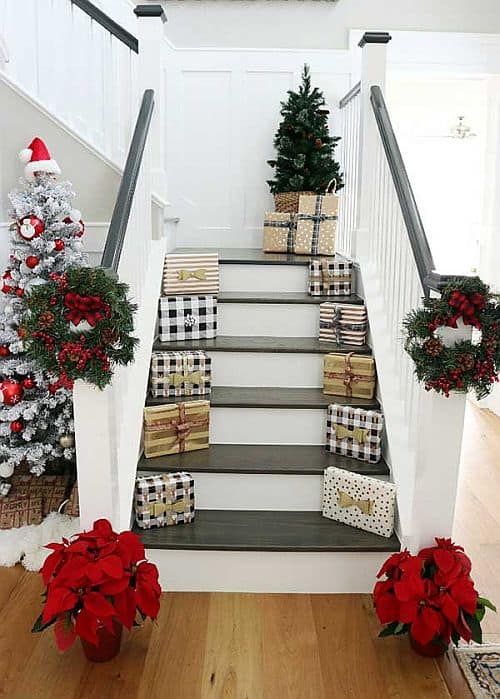 decorar a escada para o natal