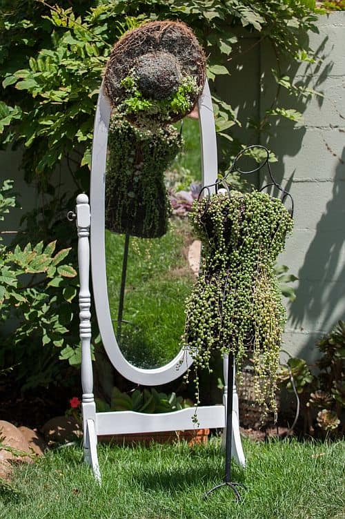 espelho basculante no jardim